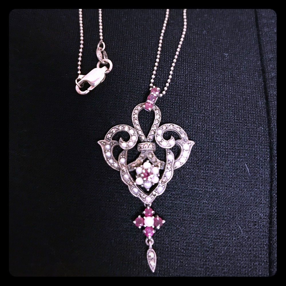 Elegant Necklace & Earring Set